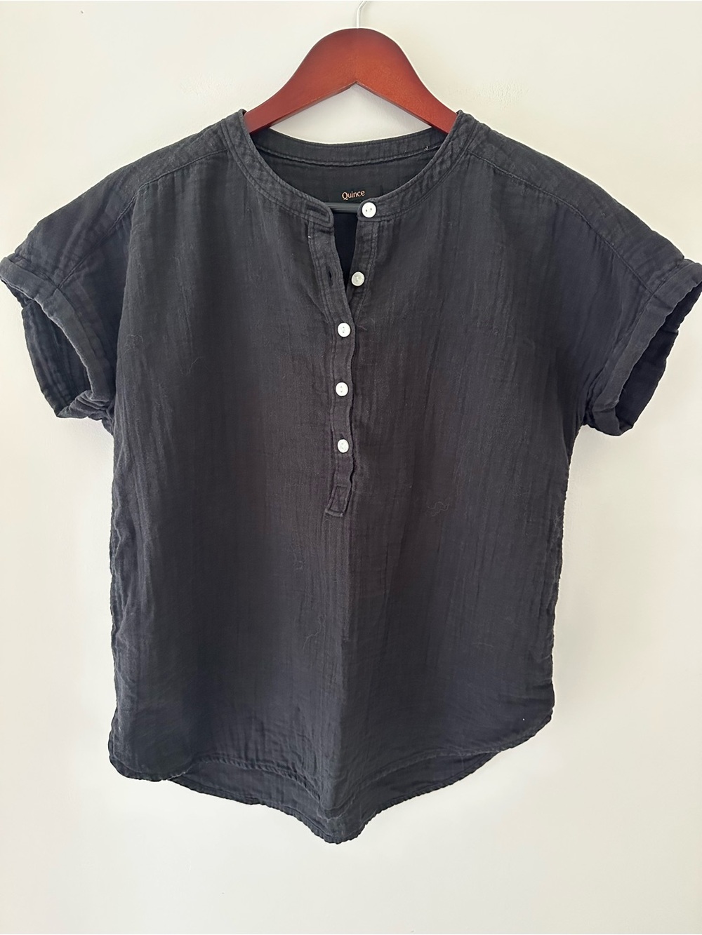 Quince Organic Cotton Gauze Black Short-Sleeve Button Placket Top